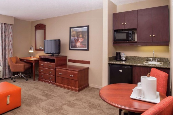 Hampton Inn Columbia Northeast-Fort Jackson Area image 27